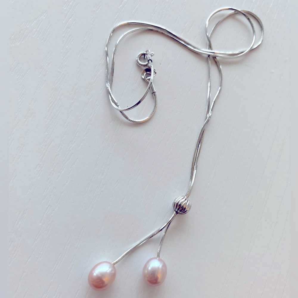 Elegant Silver and Pink Pearl Necklace